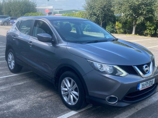 Nissan Qashqai Hatchback, Diesel, 2015, Grey