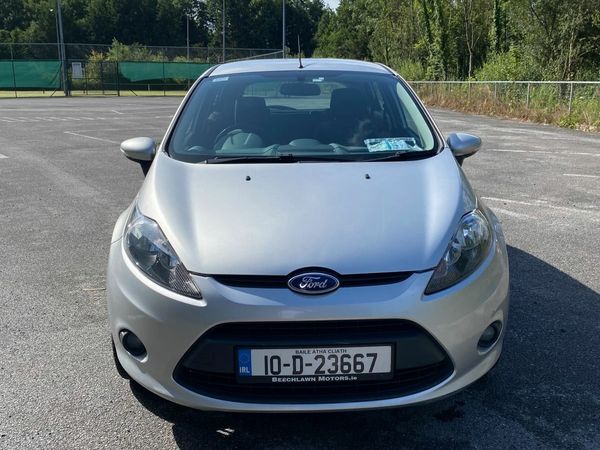 Ford Fiesta Hatchback, Petrol, 2010, Silver