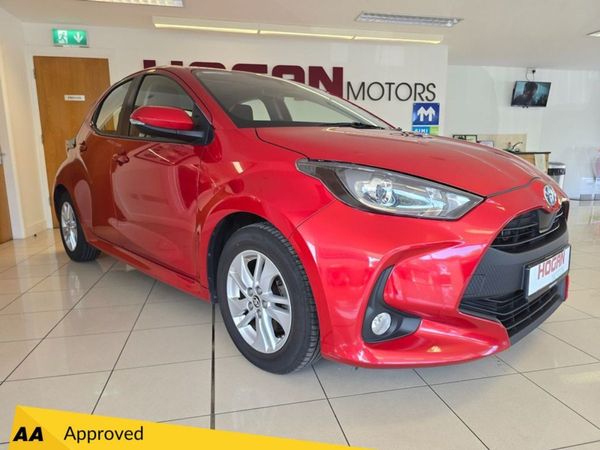 Toyota Yaris Hatchback, Hybrid, 2022, Red