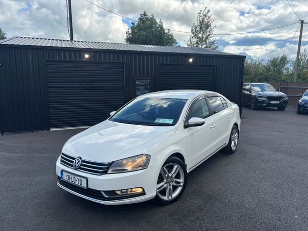 Volkswagen Passat Saloon, Diesel, 2013, White