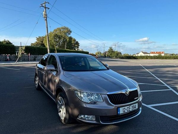 Skoda Superb Saloon, Diesel, 2012, Purple