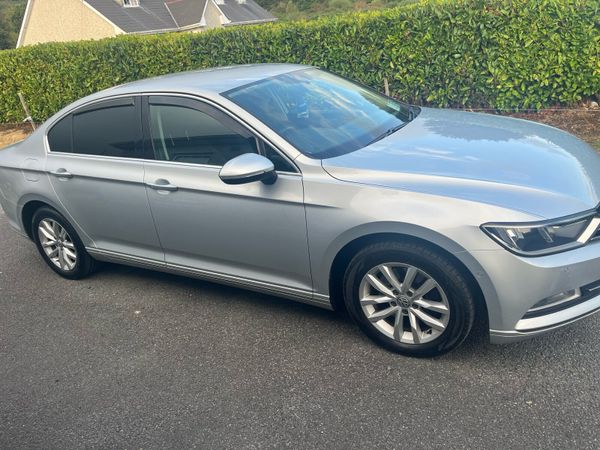 Volkswagen Passat Saloon, Diesel, 2016, Grey