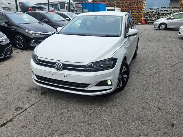 Volkswagen Polo Hatchback, Petrol, 2018, White