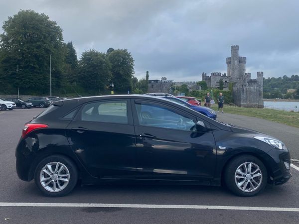 Hyundai i30 Hatchback, Diesel, 2014, Black