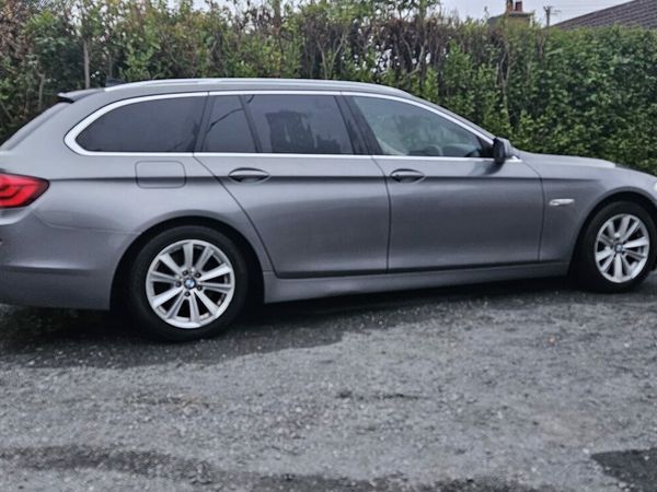BMW 5-Series Estate, Diesel, 2011, Grey