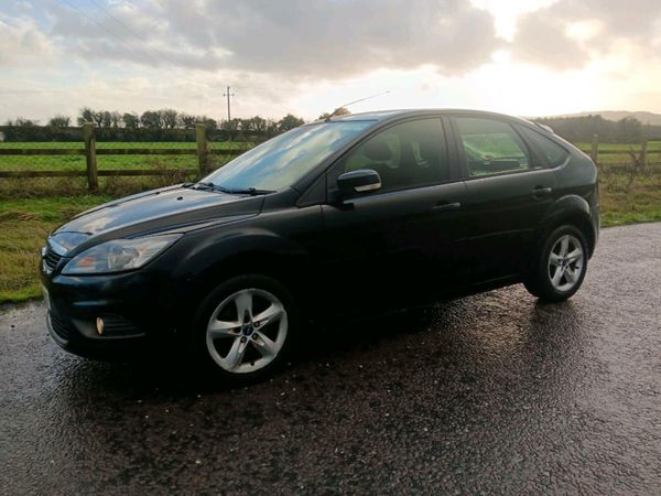 Ford Focus Hatchback, Petrol, 2010, Black