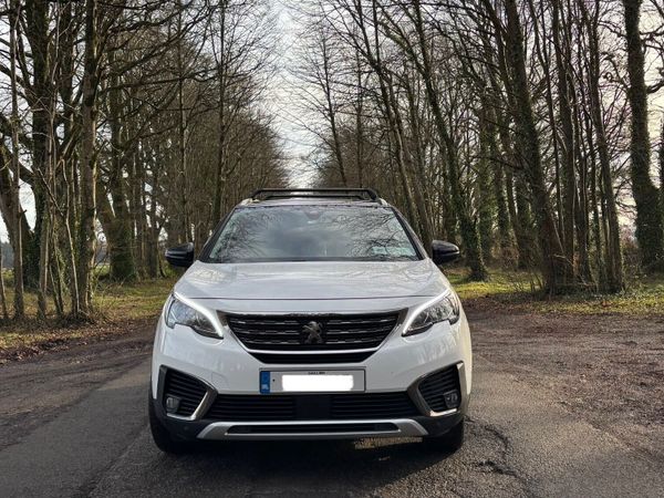 Peugeot 5008 MPV, Petrol, 2018, White