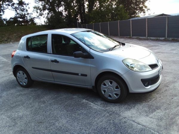 Renault Clio Hatchback, Ethanol Petrol, 2008, Silver