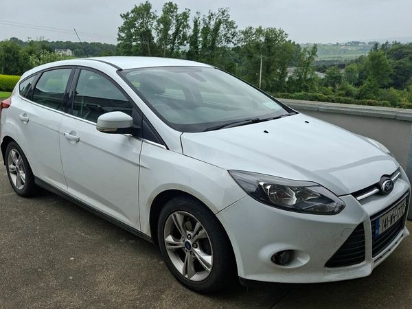 Ford Focus Hatchback, Diesel, 2014, White