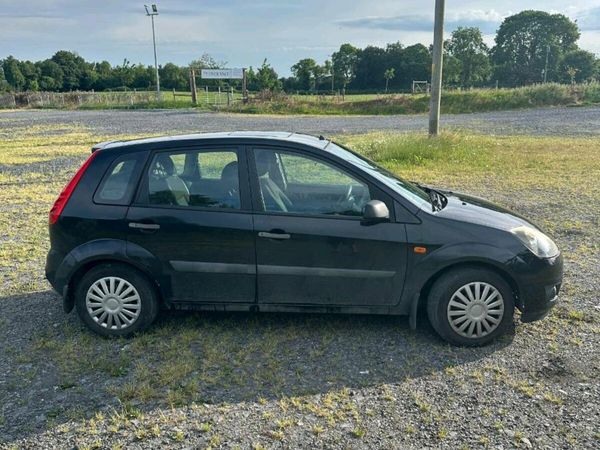 Ford Fiesta Hatchback, Petrol, 2007, Black