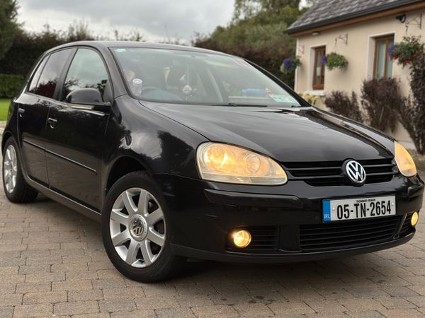 Volkswagen Golf Hatchback, Petrol, 2005, Black