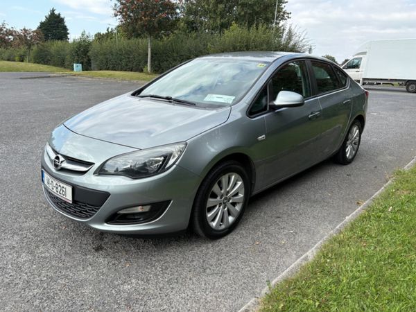 Opel Astra Saloon, Diesel, 2014, Silver