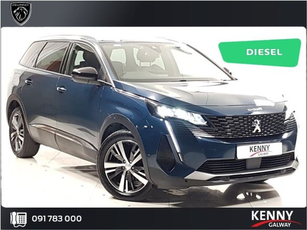 Peugeot 5008 MPV, Diesel, 2022, Blue