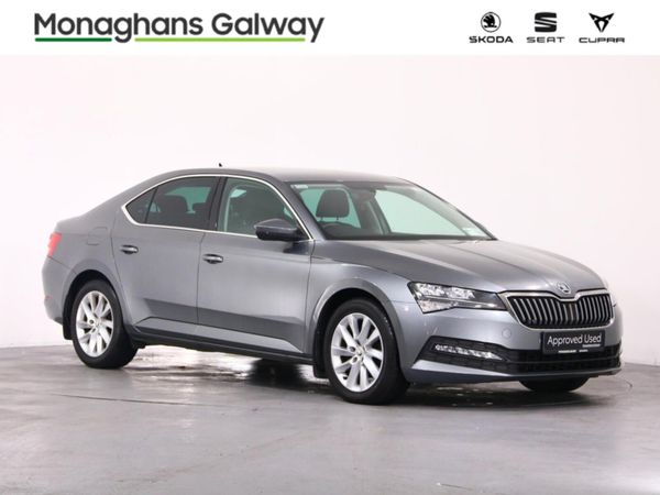 Skoda Superb Hatchback, Diesel, 2022, Grey