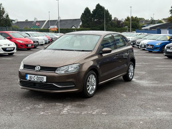Volkswagen Polo Hatchback, Petrol, 2016, Brown