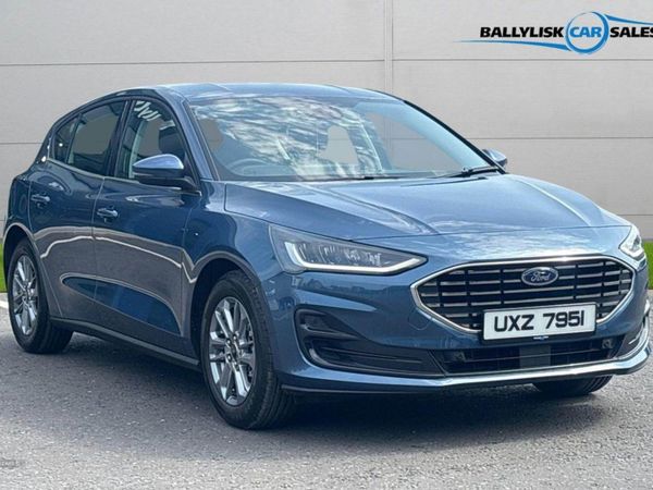 Ford Focus , Petrol Hybrid, 2025, Blue