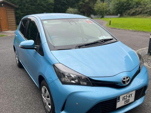 Toyota Vitz Hatchback, Petrol, 2015, Blue
