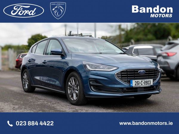 Ford Focus Hatchback, Petrol Hybrid, 2025, Blue