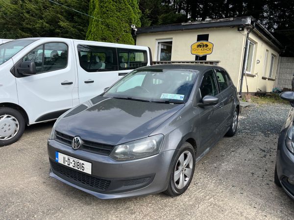 Volkswagen Polo Hatchback, Petrol, 2011, Grey