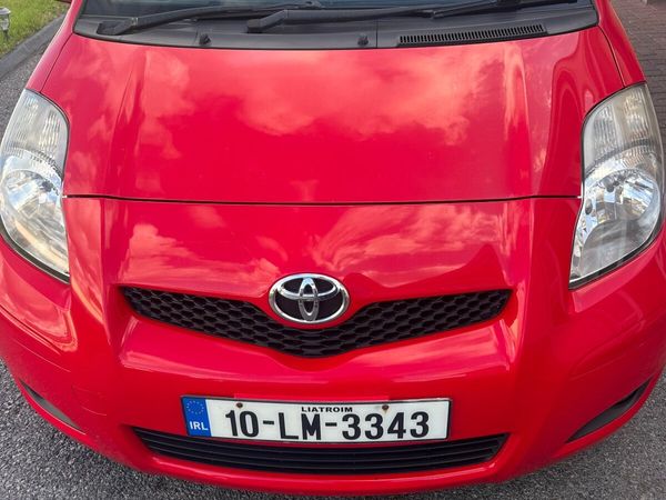Toyota Yaris Hatchback, Diesel, 2010, Red