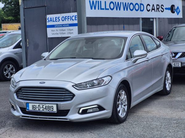 Ford Mondeo Hatchback, Diesel, 2016, Silver