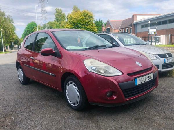 Renault Clio Hatchback, Ethanol Petrol, 2010, Red