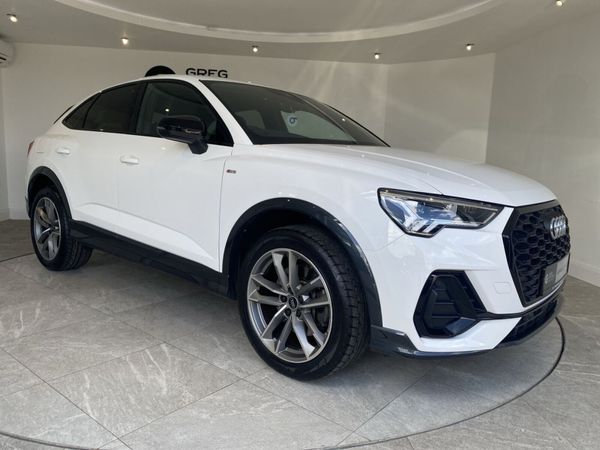 Audi Q3 SUV, Petrol Hybrid, 2023, White