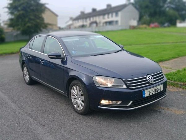 Volkswagen Passat Saloon, Diesel, 2012, Blue