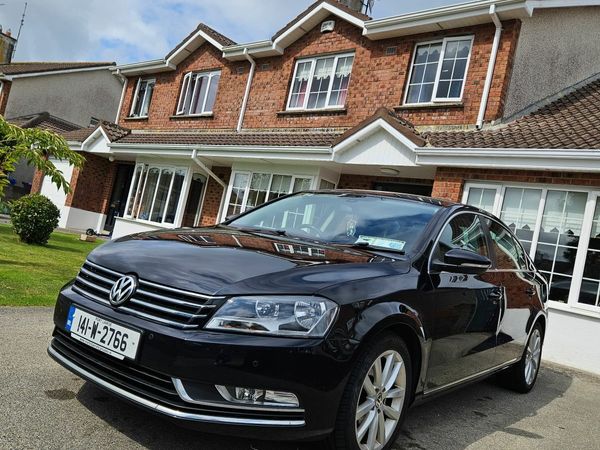 Volkswagen Passat Saloon, Diesel, 2014, Blue