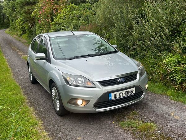 Ford Focus Hatchback, Diesel, 2010, Silver