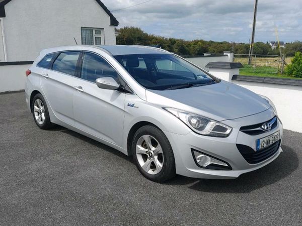 Hyundai i40 Estate, Diesel, 2012, Silver