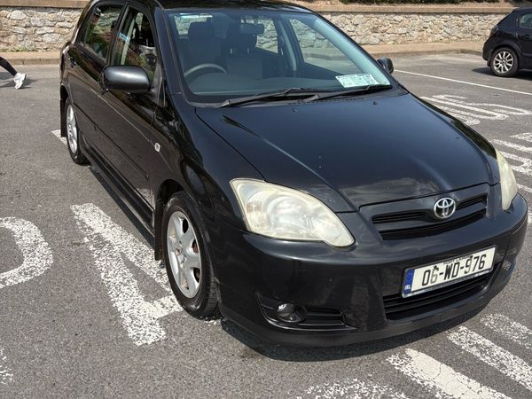 Toyota Corolla Hatchback, Petrol, 2006, Black