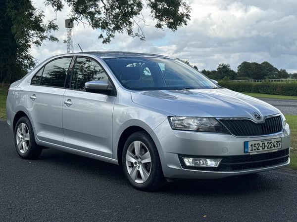 Skoda Rapid Saloon, Petrol, 2015, Silver