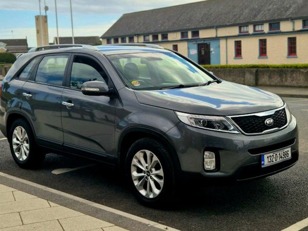 Kia Sorento SUV, Petrol, 2013, Grey
