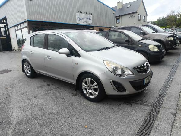 Opel Corsa Hatchback, Petrol, 2012, Silver