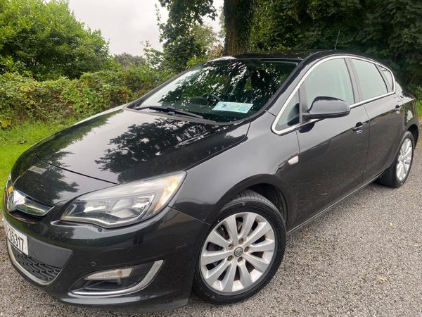 Vauxhall Astra Hatchback, Diesel, 2014, Black