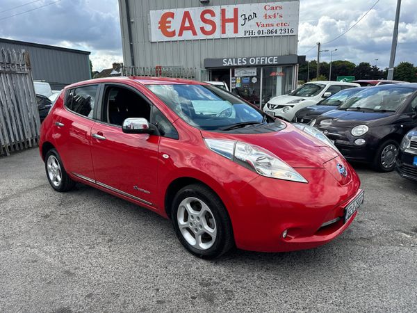 Nissan Leaf Hatchback, Electric, 2015, Red