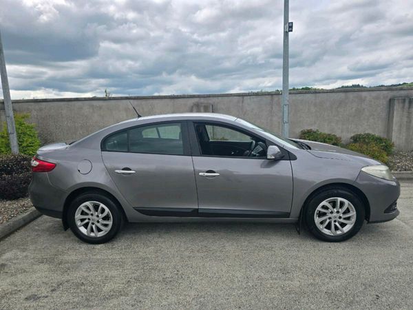 Renault Fluence Saloon, Diesel, 2013, Grey