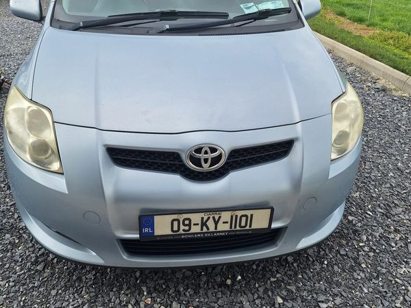 Toyota Auris Hatchback, Diesel, 2009, Blue