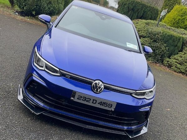 Volkswagen Golf Estate, Petrol, 2023, Blue