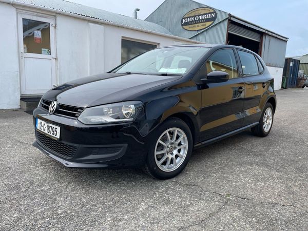 Volkswagen Polo Hatchback, Petrol, 2012, Black