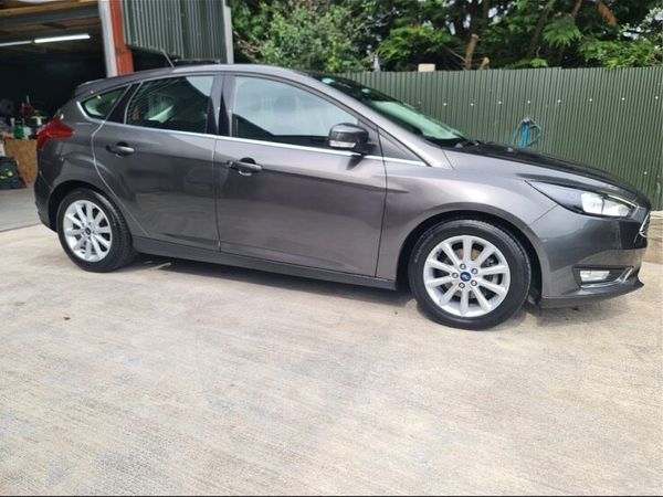 Ford Focus Hatchback, Diesel, 2018, Grey