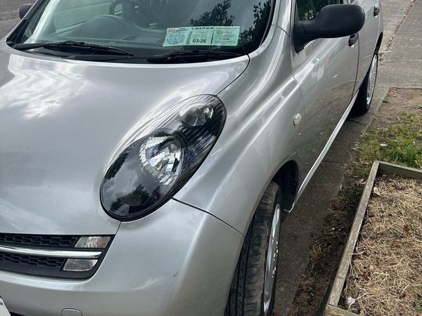 Nissan Micra Hatchback, Petrol, 2006, Silver