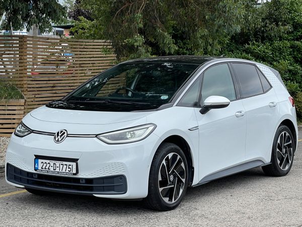 Volkswagen ID.3 Hatchback, Electric, 2022, White