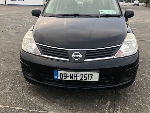 Nissan Tiida Saloon, Petrol, 2009, Black