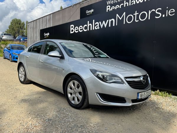 Opel Insignia Hatchback, Diesel, 2016, Silver