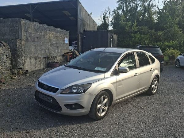 Ford Focus Hatchback, Diesel, 2010, Silver