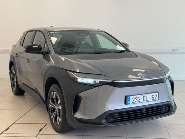 Toyota bZ4X Estate/Jeep, Electric, 2023, Grey