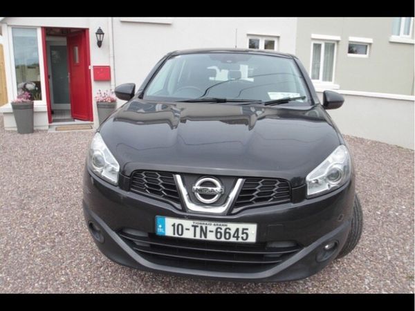 Nissan Qashqai Hatchback, Diesel, 2010, Black