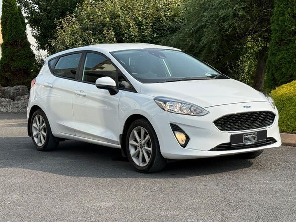 Ford Fiesta Hatchback, Petrol, 2018, White
